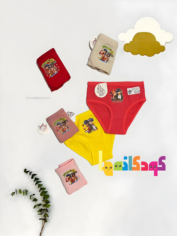 شورت اسلیپ دخترانه در فروشگاه کودکانه ها